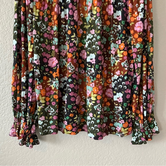 Bl^nk London x Anthropologie STEPHANIE Black Floral V-Neck Size M - Picture 9 of 11